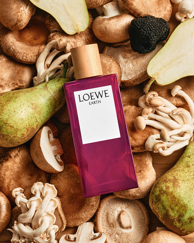 perfume violetas Loewe Earth 