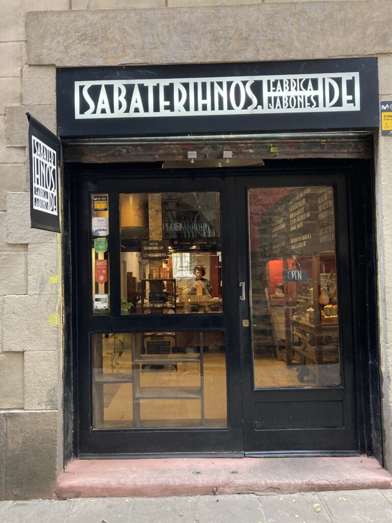 Fachada De Sabater Hermanos, Tienda De Jabones Artesanales Barcelona