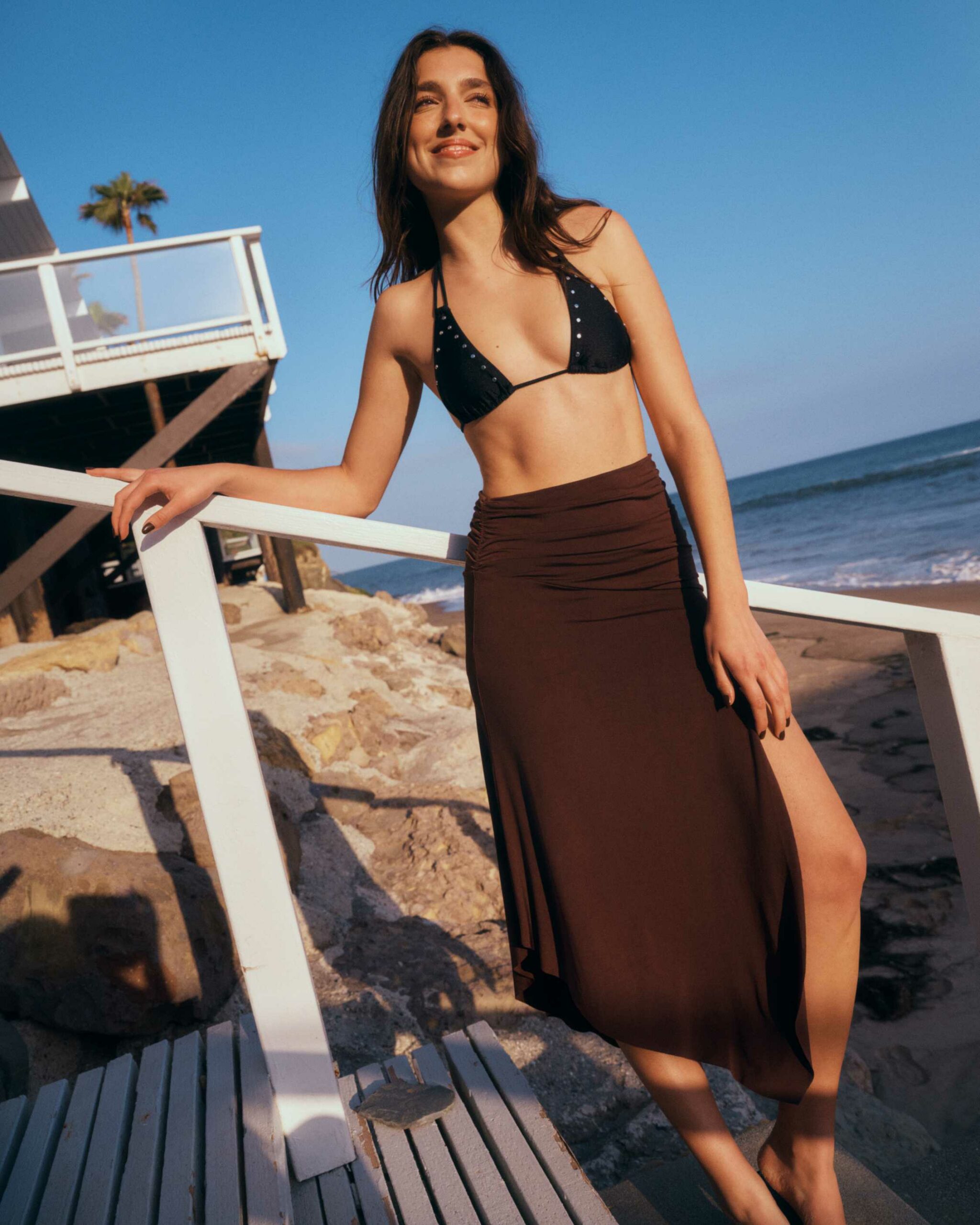 RINA LIPA X BERSHKA