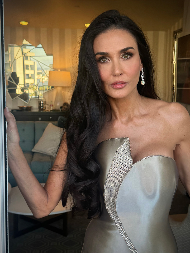 Peinado Gala Demi Moore Melena Fairy 2025