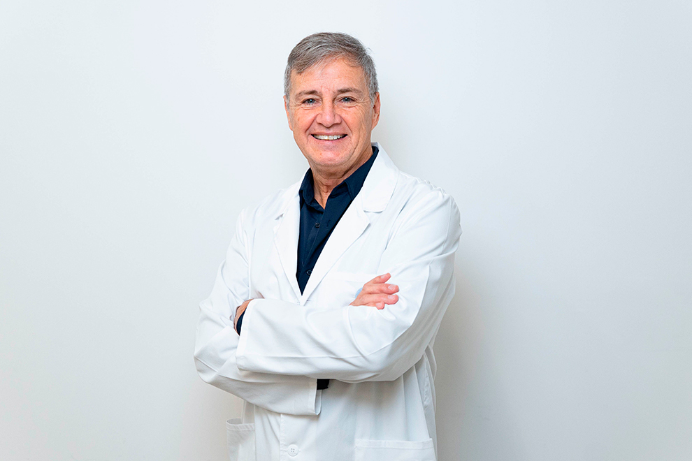 Dr. Trivellini Microinjertos Cxclinica Dermatologica Internacional