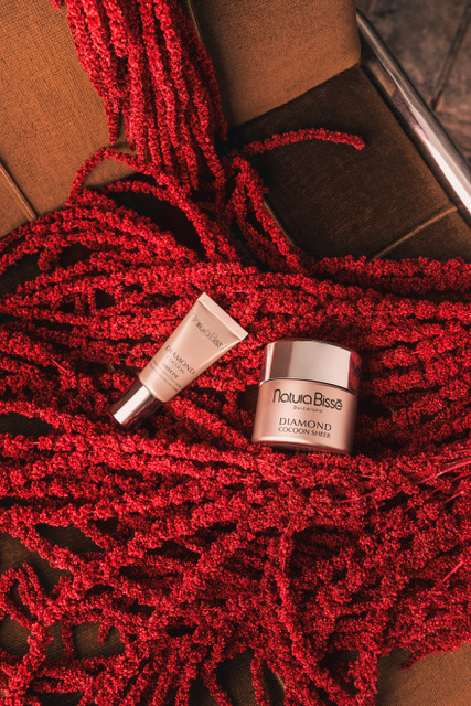 Cremas regalos. NaturaBisse 2025 DIAMOND COCOON SHEER 