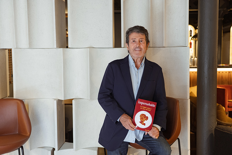 Alex Walk Y Su Libro Imperturbable La Brújula Del éxito