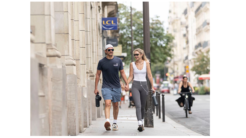 Bella Hadid Y Bradley Cooper Owala