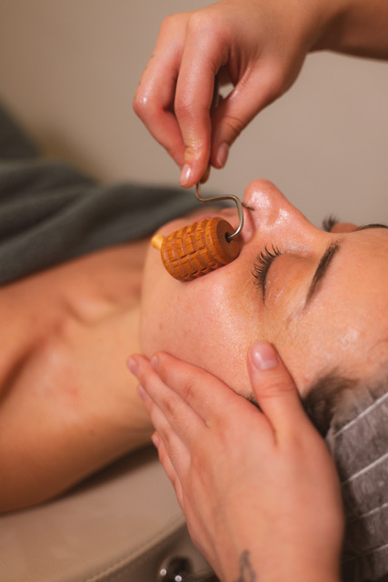Masaje Facial By Lilium Masaje Facial By Lilium- Victas