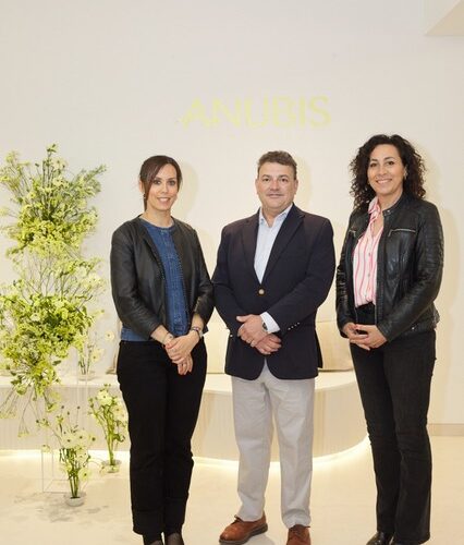ANUBIS Cosmetics Inauguración